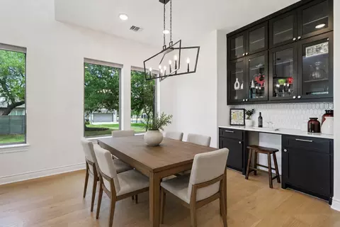 Dining - 101 Wolf Ridge Rd, Georgetown, TX 78628 photo 1 of 2
