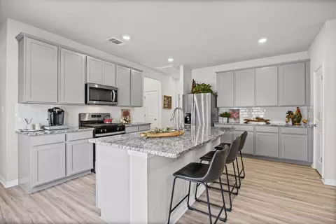 Kitchen - 416 View Dr, Georgetown, TX 78628 photo 2 of 3