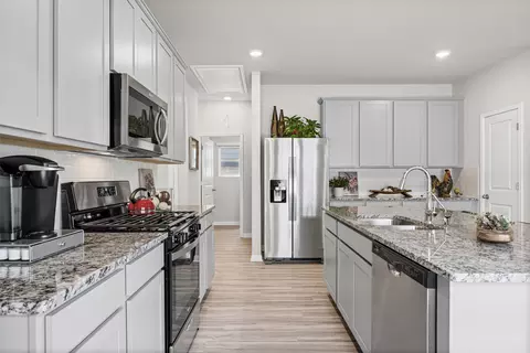 Kitchen - 416 View Dr, Georgetown, TX 78628 photo 3 of 3