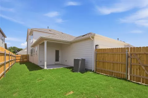 Exterior - 13504 Barn Chime St, Elgin, TX 78621 photo 4 of 4
