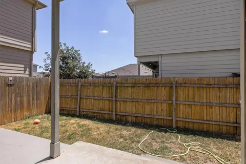 Exterior - 400 Circle Way, Jarrell, TX 76537 photo 5 of 5