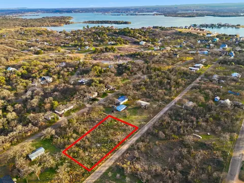 1304 Shady Forest Dr, Granite Shoals, TX 78654