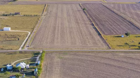 tbd Fm-112, Thrall, TX 76578