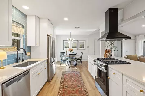 11912 Oakbrook Dr, Austin, TX 78753
