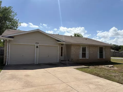 1709 W Mesa Park Dr, Round Rock, TX 78664