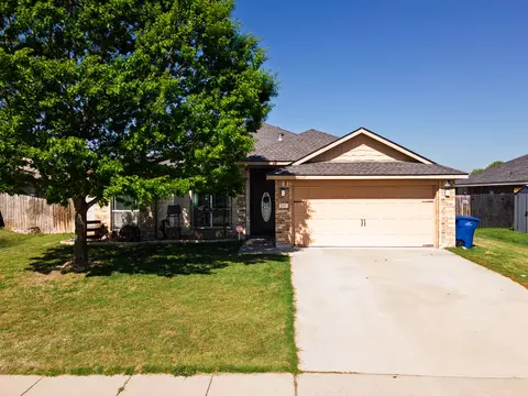 2411 Scott Dr, Copperas Cove, TX 76522