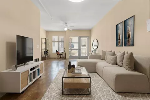 711 W 26th St #508, Austin, TX 78705