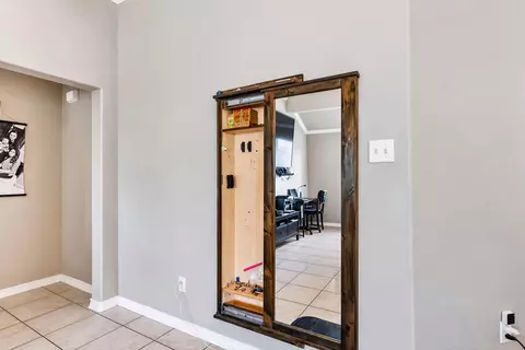Entry Way - 343 E Jackson St, Bartlett, TX 76511 photo 1 of 1
