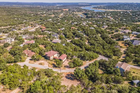22305 Bute Dr, Spicewood, TX 78669