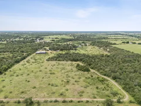 406 Monkey Rd, Elgin, TX 78621