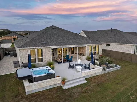 253 Barn Hill Loop, Dripping Springs, TX 78620
