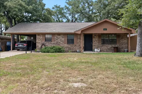 1905 Alcoa Ave, Rockdale, TX 76567