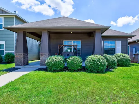 108 Timber Brook Dr, Hutto, TX 78634