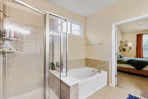 Bath - 581 Middle Crk, Buda, TX 78610 photo 2 of 3