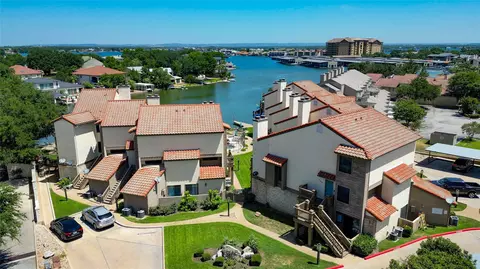 509 Short Circuit #203, Horseshoe Bay, TX 78657