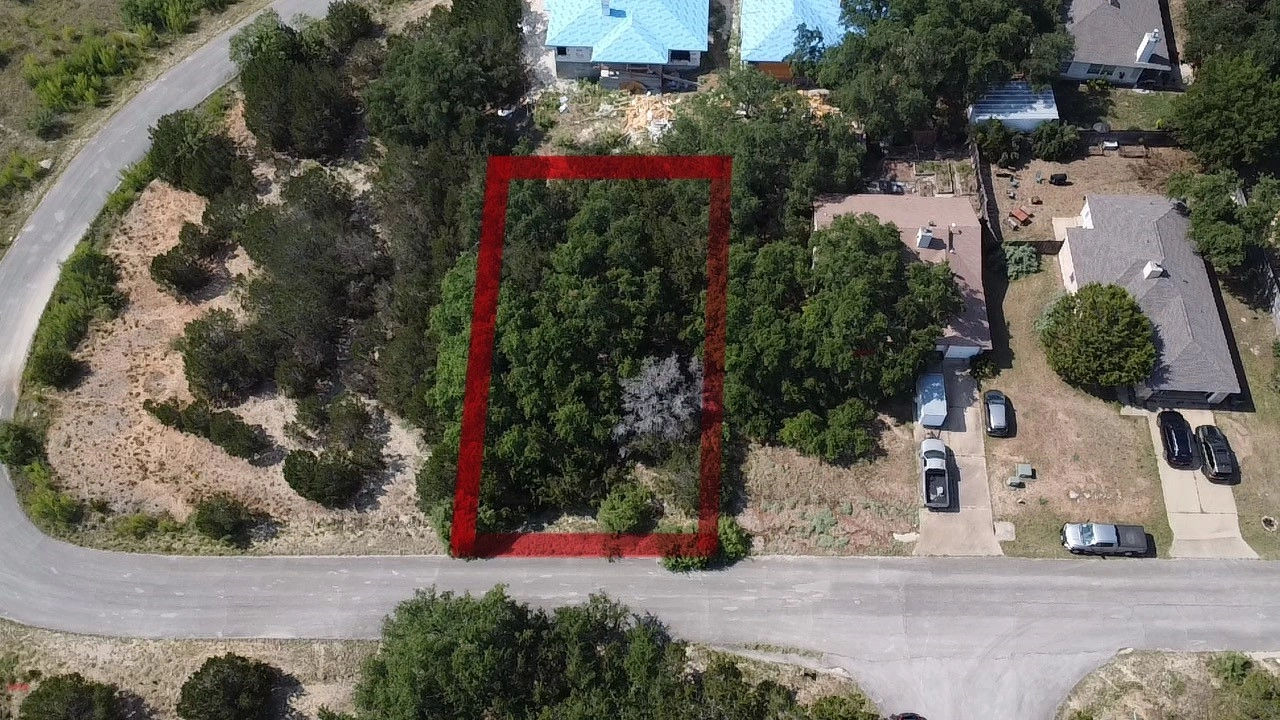 21800 Ticonderoga Ave  