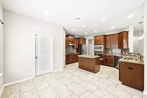 Kitchen - 1217 Daylily Loop, Georgetown, TX 78626 photo 1 of 4
