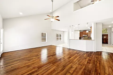 Living - 1217 Daylily Loop, Georgetown, TX 78626 photo 2 of 7