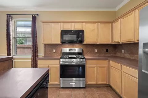 Kitchen - 347 Spring Dr, Kyle, TX 78640 photo 2 of 4