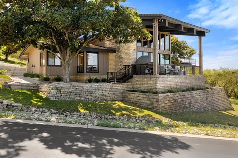 Exterior - 1200 Thataway, Horseshoe Bay, TX 78657 photo 3 of 8