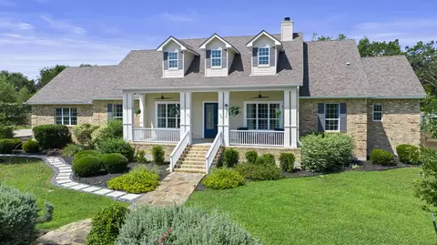520 Goodnight Trl, Dripping Springs, TX 78620