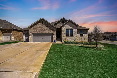 1173 Pink Granite Blvd, Dripping Springs, TX 78620