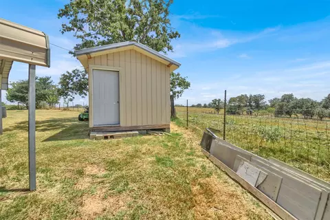 599 County Rd 475 Rd, Luling, TX 78648 photo 25