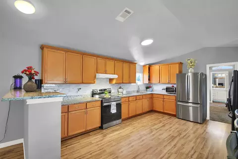 599 County Rd 475 Rd, Luling, TX 78648 photo 8