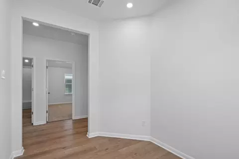 133 Hatari Trl, Jarrell, TX 76537 photo 9