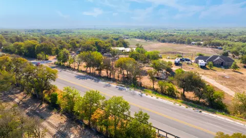 2777 Highway 21 Hwy W, Dale, TX 78616