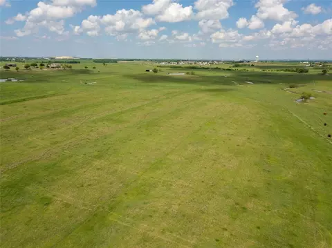200204 210 County Road 160 Rd, Taylor, TX 76574