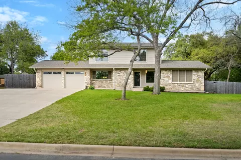 Exterior - 320 Ridgecrest Rd, Georgetown, TX 78628 photo 6 of 13