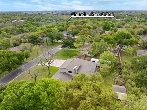 View/Area - 320 Ridgecrest Rd, Georgetown, TX 78628 photo 5 of 7