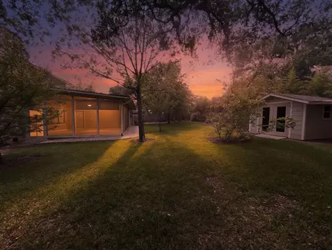 Exterior - 320 Ridgecrest Rd, Georgetown, TX 78628 photo 3 of 13