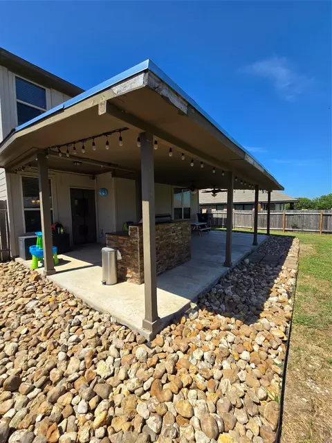 Exterior - 129 Diamondback Cv, Buda, TX 78610 photo 5 of 7