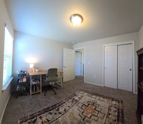 Bedroom - 129 Diamondback Cv, Buda, TX 78610 photo 4 of 5