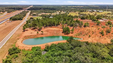 22187 Interstate 10, Luling, TX 78648 photo 3