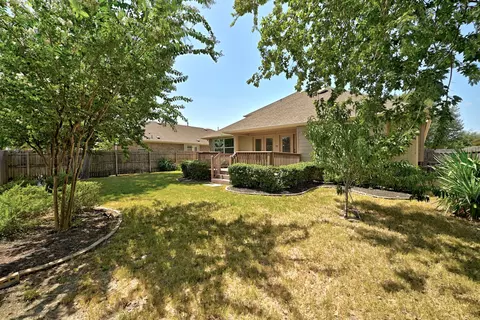 Exterior - 128 Summer Pointe Dr, Buda, TX 78610 photo 2 of 9