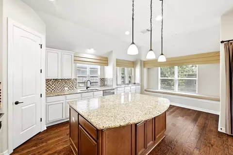 Kitchen - 128 Summer Pointe Dr, Buda, TX 78610 photo 3 of 4