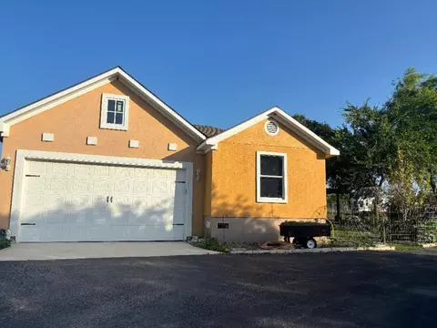 159 Kathy Dr, Lockhart, TX 78644