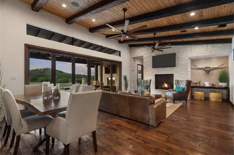 421 Rolling Hills Rd, Blanco, TX 78606 photo 10