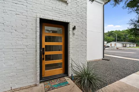 1206 Hollow Creek Dr #1, Austin, TX 78704