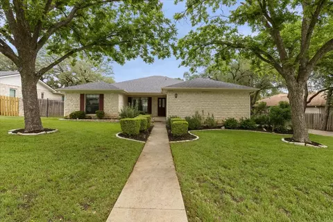 103 Ajuga Ct, Lakeway, TX 78734