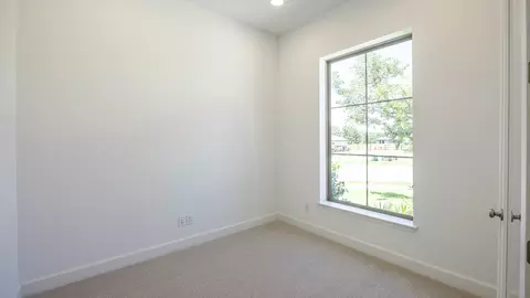 Bedroom - 321 Adlai Ave, Georgetown, TX 78633 photo 2 of 2
