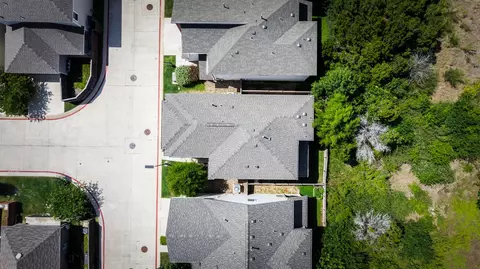 View/Area - 5105 Lemon Tree Path, Austin, TX 78723 photo 2 of 4