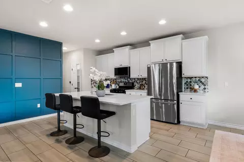 Kitchen - 5105 Lemon Tree Path, Austin, TX 78723 photo 3 of 4