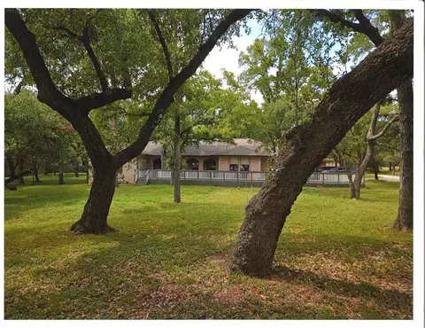 215 Serenada Dr, Georgetown, TX 78628