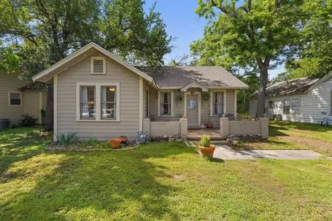 807 Cecelia St, Taylor, TX 76574