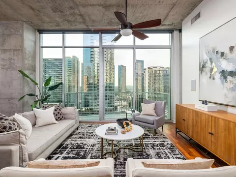 360 Nueces St #1612, Austin, TX 78701