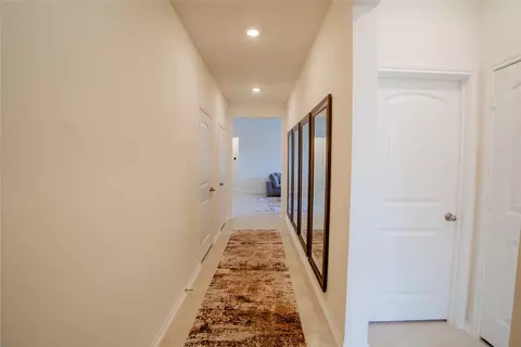 Entry Way - 304 Summit Dr, Lockhart, TX 78644 photo 2 of 2